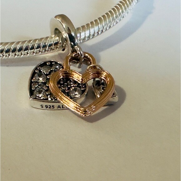 NEW Authentic Pandora 2tone Padlock Heart Charm / Pandora Bracelet - Picture 2 of 7